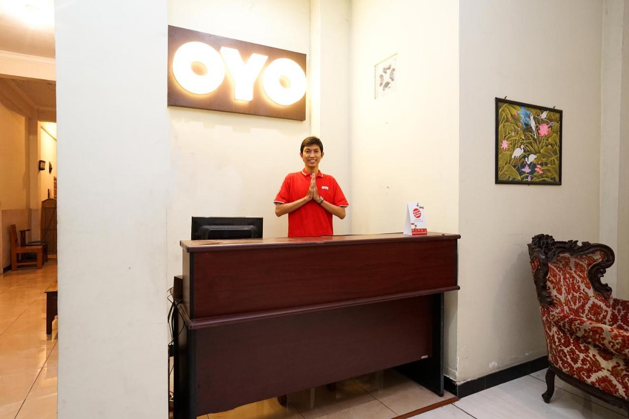 Kartika Syariah Homestay By Stayku Surabaya Exterior foto