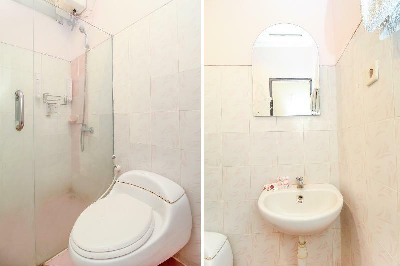 Kartika Syariah Homestay By Stayku Surabaya Exterior foto